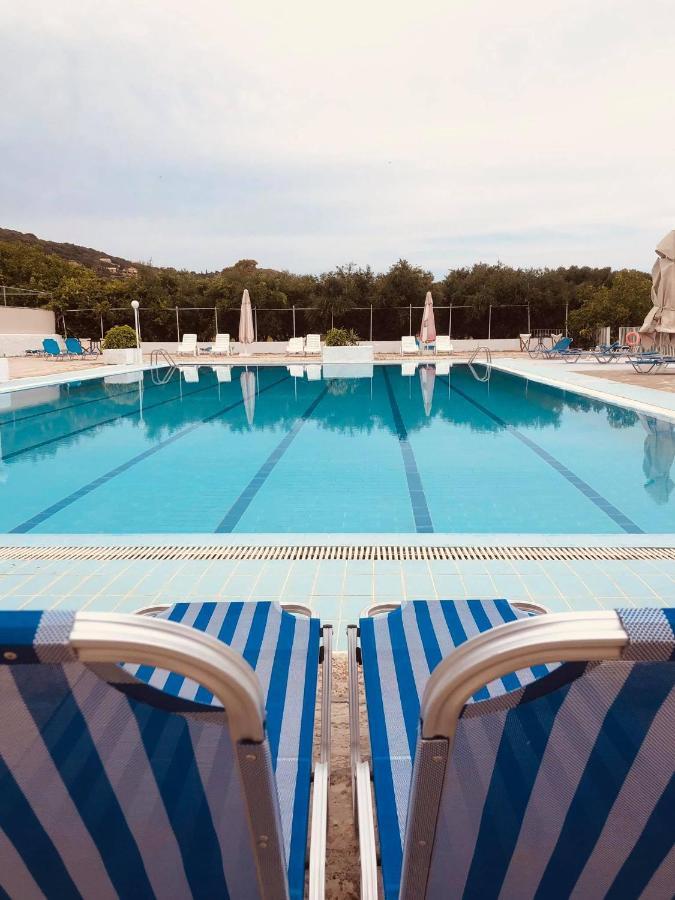 Terra Mare Hotel Agios Dimitrios  エクステリア 写真